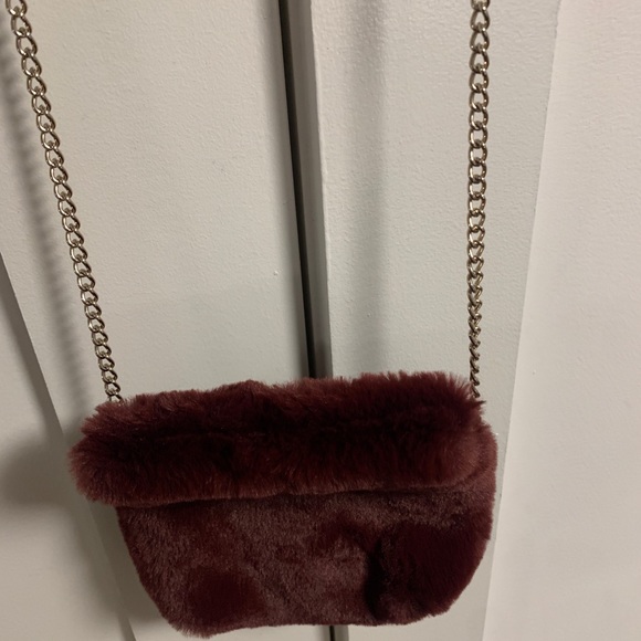 Faux Fur Night on the town - Picture 1 of 3